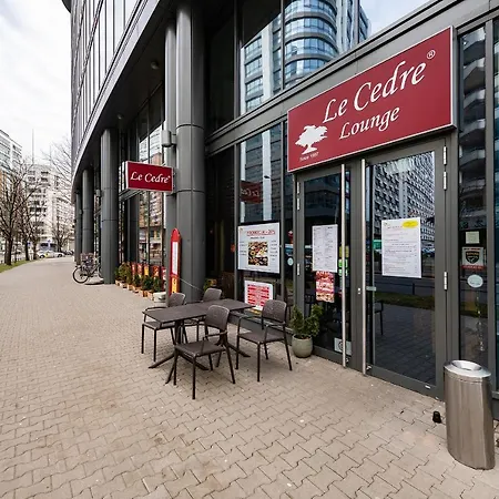 Grzybowska 5 By P&O Serviced Apartments 아파트 *