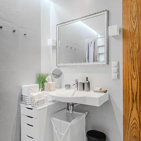 Grzybowska 5 By P&O Serviced Apartments *